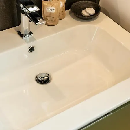 Gentile 46 Luxury Flat *